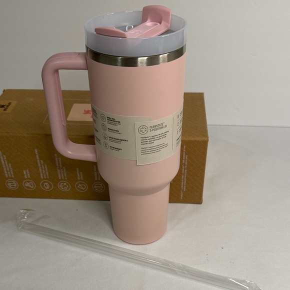 Stanley Pink Thermos - Picture 4 of 7